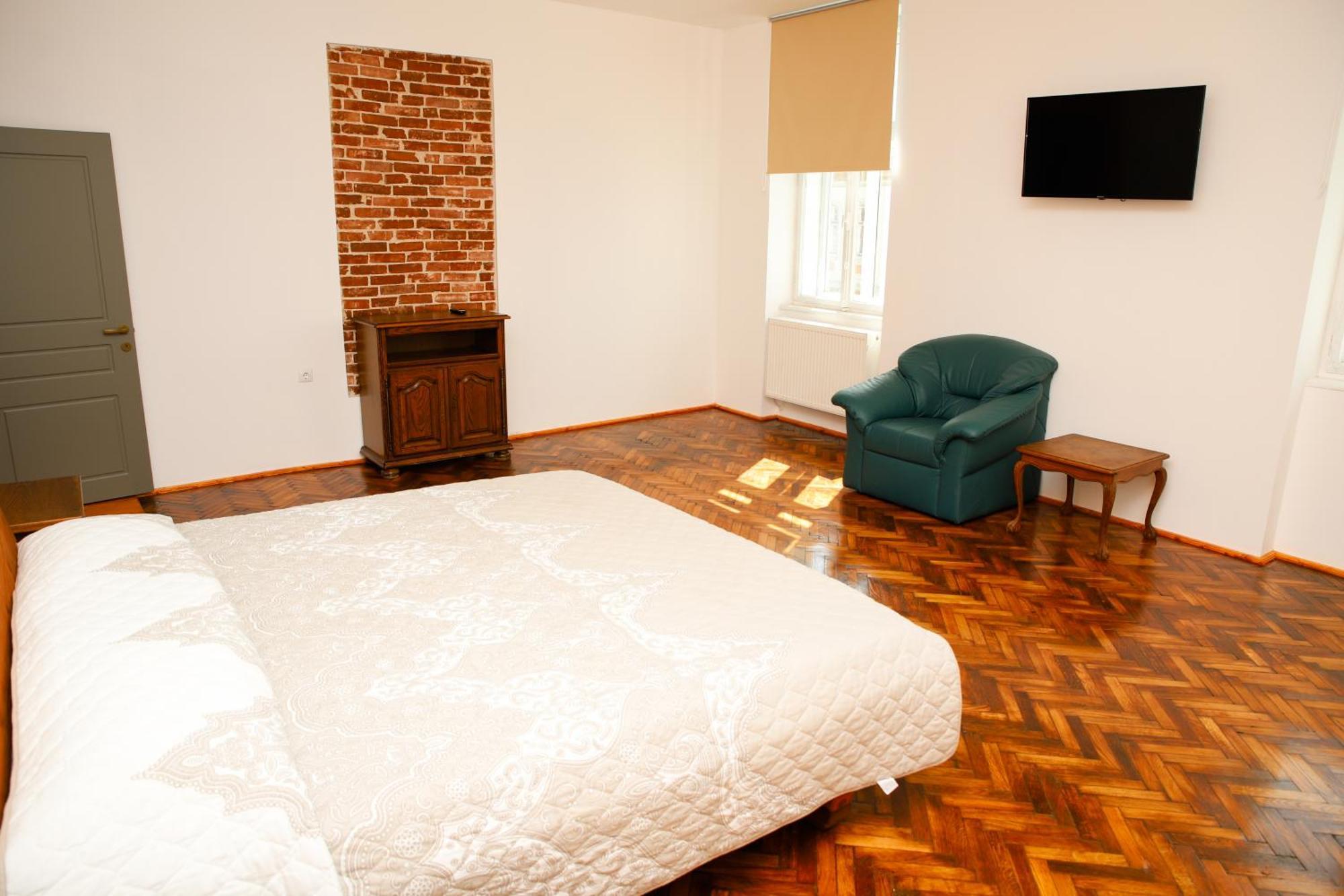Floasiu Residence Guesthouse Sibiu Exterior foto